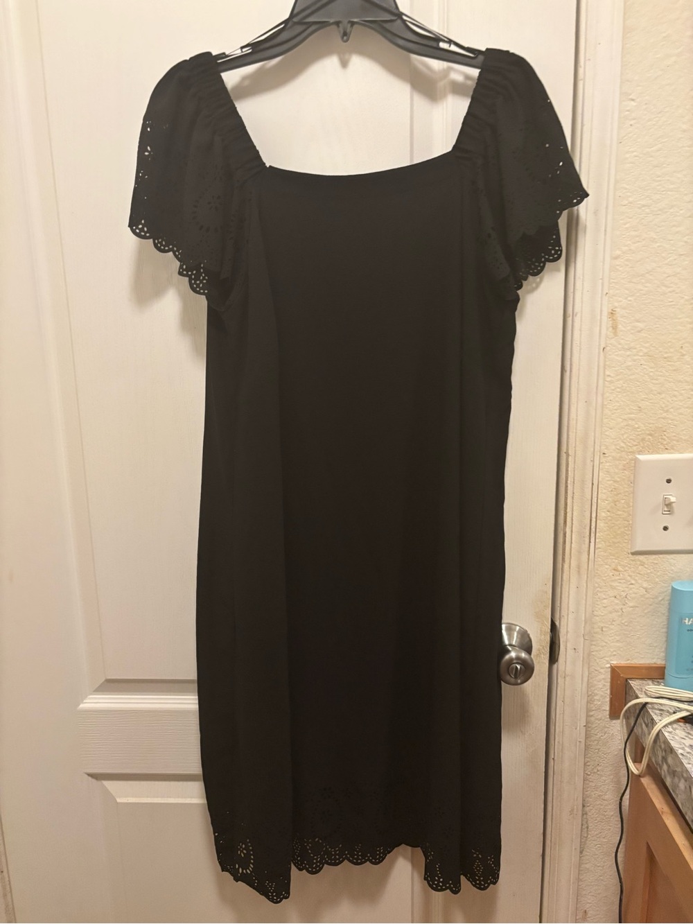 Robbie Bee Black Eyelet Sleeve Midi Dress